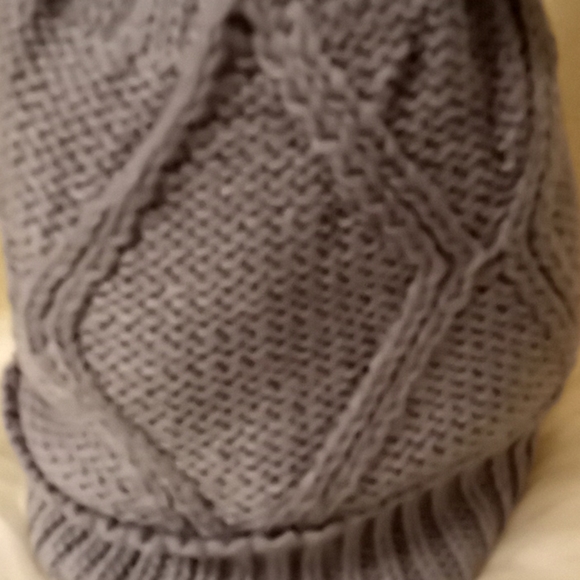 Cable Knit Gray Winter Hat with Faux Fur Pompom - Picture 3 of 14